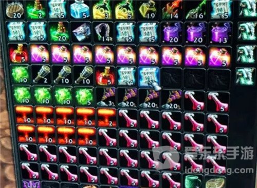 魔兽世界怀旧服国服第1贼神如何全通打第1 仅消耗品就花了2000金